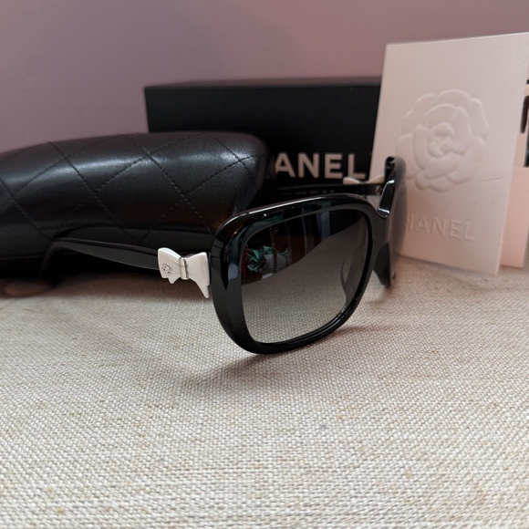 New Chanel Sunglasses main image 8